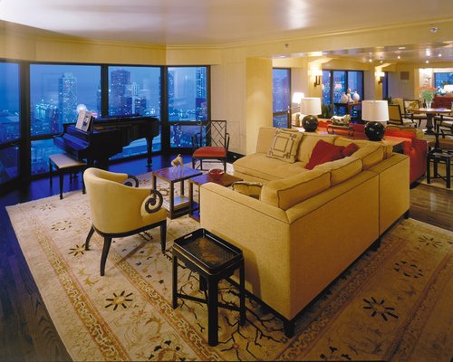 Interior Renovation - From concept to completion, our team of professionals will work with you to realize the custom space of your dreams. Whether you wish to renovate a single room, upgrade your offices, or restore an entire historic mansion, we’ll make sure that every aspect of your remodeling project is completed to your exact specification, and we will source the right materials and craftspeople to bring your dream to life. Interior Renovation - From concept to completion, our team of professionals will work with you to realize the custom space of your dreams. Whether you wish to renovate a single room, upgrade your offices, or restore an entire historic mansion, we’ll make sure that every aspect of your remodeling project is completed to your exact specification, and we will source the right materials and craftspeople to bring your dream to life.