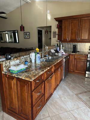 Kitchen cabinet repainting - Full restoration an old fancy kitchen.