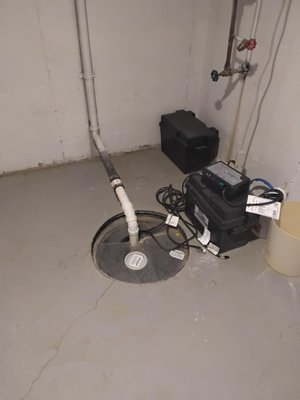 Sump Pump Service and Installation - A reliable sump pump is the first line of defense against a flooded basement, especially with the heavy rains we see in the Kansas City metro. For this project, we performed a full diagnostic and a new high-efficiency sump pump installation to ensure this home stays dry and protected year-round. From backup battery systems to primary pump replacements, the Dragonfly team ensures every installation is seamless and built to last. Don't wait for the next storm—make sure your home is protected! Sump Pump Service and Installation - A reliable sump pump is the first line of defense against a flooded basement, especially with the heavy rains we see in the Kansas City metro. For this project, we performed a full diagnostic and a new high-efficiency sump pump installation to ensure this home stays dry and protected year-round. From backup battery systems to primary pump replacements, the Dragonfly team ensures every installation is seamless and built to last. Don't wait for the next storm—make sure your home is protected!
