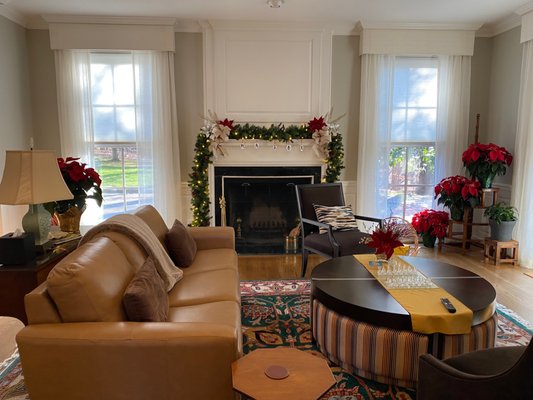 Universities - We also bring collegiate spirit to life. Through tailored decoration services for universities, we enhance campus common areas, residences, dining halls, and the president's house capturing the essence of academic excellence and student camaraderie. Universities - We also bring collegiate spirit to life. Through tailored decoration services for universities, we enhance campus common areas, residences, dining halls, and the president's house capturing the essence of academic excellence and student camaraderie.