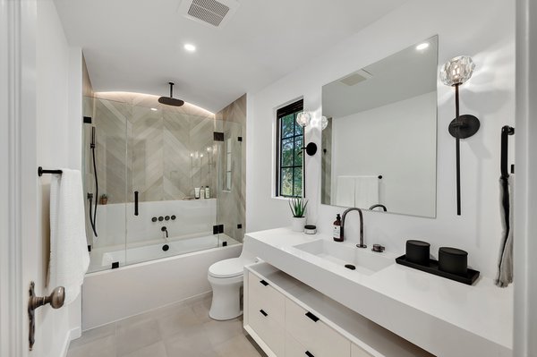Bathroom Remodel - For this bathroom our client was looking for a modern bathroom, we were able to achieve that. At ODM Construction our designers will help, you design your bathroom taking your ideas to reality. Give us a call at 818-599-6525 Bathroom Remodel - For this bathroom our client was looking for a modern bathroom, we were able to achieve that. At ODM Construction our designers will help, you design your bathroom taking your ideas to reality. Give us a call at 818-599-6525