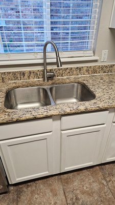 Make Ready - This make ready was a full paint color change as well as other repairs Make Ready - This make ready was a full paint color change as well as other repairs