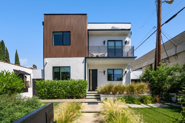 SOLD! | 714 N La Jolla | $3,410,000 - Beautiful 4000sqft property in the West Hollywood Area sold! Buyers Representation.