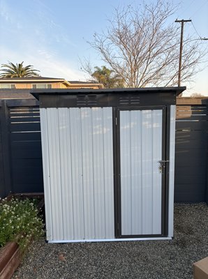 Shed assembly - This shed was assembled by me on the customer's backyard. I had previously leveled the area.