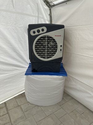 Coolers rentals
Outdoor coolers rentals - perfect coolers for your event in summer, we leave it installed ready to work as soon as your party starts and have a good time with your family and your guests. Coolers rentals
Outdoor coolers rentals - perfect coolers for your event in summer, we leave it installed ready to work as soon as your party starts and have a good time with your family and your guests.