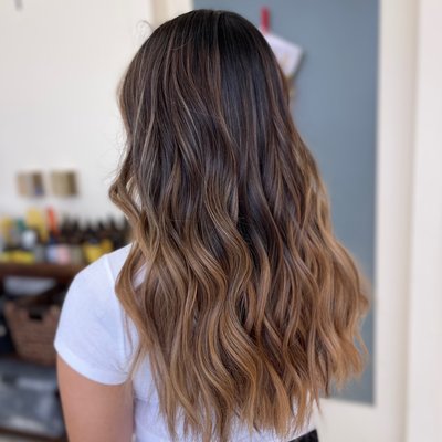 Balayage and Highlights ✨ - These beautiful highlight and balayage looks are perfect for any time of year. We love it and always make sure that you do, too - Every piece, every detail.
