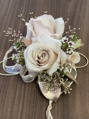 Corsages and Boutonnieres - Please call to order a wristlet, corsage or boutonniere for Prom, Dance or any other special event! We make everything custom! Just need your colors and flower ideas! Corsages and Boutonnieres - Please call to order a wristlet, corsage or boutonniere for Prom, Dance or any other special event! We make everything custom! Just need your colors and flower ideas!
