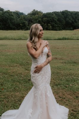 Renewing Dreams: A Wedding Dress Transformation - Every wedding dress is special, and this one needed the perfect fit to shine on the big day. At VESTIESTILO DRY CLEAN & ALTERATION, we focused on adjusting it to the bride’s body while preserving its original beauty.
Our team carefully worked on:
✔ Tailoring for a perfect fit – Adjusted the bust, waist, and hips to enhance the silhouette.
✔ Preserving the original design – Ensured all details remained true to the dress’s original look.
✔ Professional pressing – Finished with a delicate steaming and pressing process for a flawless look.
This transformation shows how expert alterations and care can turn any dress into the perfect fit for a once-in-a-lifetime moment. Renewing Dreams: A Wedding Dress Transformation - Every wedding dress is special, and this one needed the perfect fit to shine on the big day. At VESTIESTILO DRY CLEAN & ALTERATION, we focused on adjusting it to the bride’s body while preserving its original beauty.
Our team carefully worked on:
✔ Tailoring for a perfect fit – Adjusted the bust, waist, and hips to enhance the silhouette.
✔ Preserving the original design – Ensured all details remained true to the dress’s original look.
✔ Professional pressing – Finished with a delicate steaming and pressing process for a flawless look.
This transformation shows how expert alterations and care can turn any dress into the perfect fit for a once-in-a-lifetime moment.