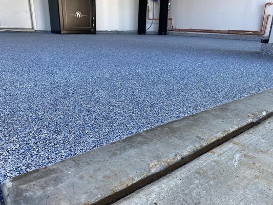 Epoxy Flooring - Did you know you that epoxy floors in your garage can increase value of your home and make it more attractive to potential buyers? We can help by offering a discount, call us for more details! 💎 Epoxy Flooring - Did you know you that epoxy floors in your garage can increase value of your home and make it more attractive to potential buyers? We can help by offering a discount, call us for more details! 💎