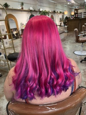 Book with Melody! - Hi, I’m Melody! I’m a passionate hairstylist with a love for creative expression. With one year of experience in the industry, I specialize in long layering, custom vivid colors, and unique cuts that help bring out each client’s personality and style.
What drives me as a hairstylist is the ability to help people express themselves through their hair. Whether it's a bold new color or a fresh, customized cut, I love collaborating with my clients to create something that makes them feel confident and empowered.
I’m always excited to transform a vision into reality, and I’m here to help you discover your perfect look!