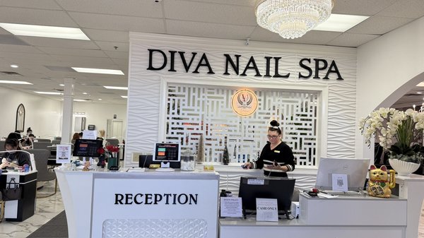 Come to diva nail spa - ✨ Welcome to Diva Nail Spa ✨

At Diva Nail Spa, we believe beautiful nails are more than just a service — they’re a way to express your style and treat yourself. 💅✨

Our talented nail artists are dedicated to creating beautiful, high-quality manicures, pedicures, acrylic, Gel X, gel polish, and custom nail designs. From elegant and natural looks to trendy chrome, seasonal, and creative nail art, we’re here to bring your nail vision to life.

Enjoy a relaxing, clean, and welcoming atmosphere where you can sit back, relax, and let us take care of you. Whether you’re getting ready for a special occasion or simply treating yourself, Diva Nail Spa is your destination for beautiful nails and a little well-deserved pampering. 💖