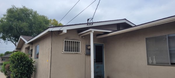 electrical panel upgrade at San Gabriel - this is a residential panel upgrade from 100 amp to 200 amp job. we got it done in 1 day, and because we work with live wire, you get power back on the same day. electrical panel upgrade at San Gabriel - this is a residential panel upgrade from 100 amp to 200 amp job. we got it done in 1 day, and because we work with live wire, you get power back on the same day.