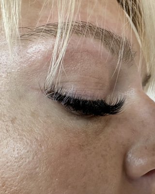 Eyelash extensions - Eyelash extensions by Annie Eyelash extensions - Eyelash extensions by Annie
