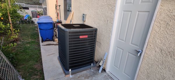 Condenser and coil installation in Woodland Hills - Remove and hall away the existing coil and condenser 20 years old.
Install new condenser and coil.
The customer is happy 😊 Condenser and coil installation in Woodland Hills - Remove and hall away the existing coil and condenser 20 years old.
Install new condenser and coil.
The customer is happy 😊