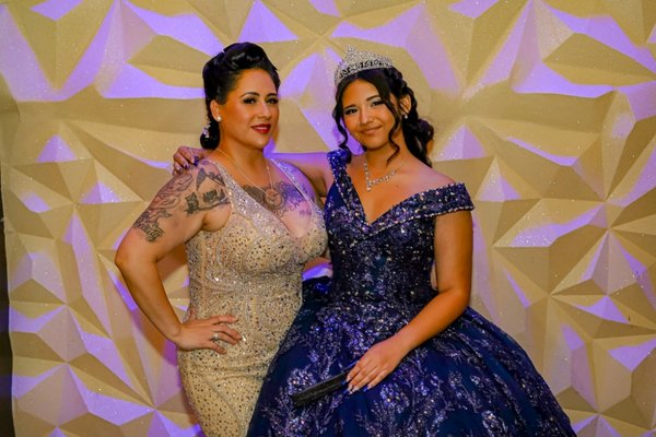 Quinceañera for Serena - A Quinceañera photoshoot for Serena in Las Vegas Quinceañera for Serena - A Quinceañera photoshoot for Serena in Las Vegas