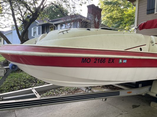 Donzi Z28 - We also can detail your boats! Call today for an estimate!