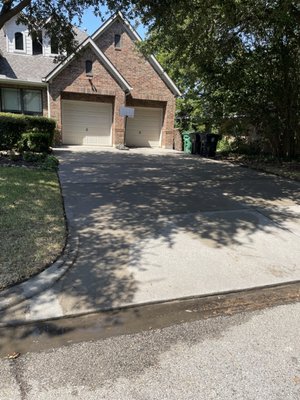 residential exterior cleaning service - this was residential clean. we did, mold and grime removal, house wash, driveway, walkways, and trash bin sanitation. residential exterior cleaning service - this was residential clean. we did, mold and grime removal, house wash, driveway, walkways, and trash bin sanitation.