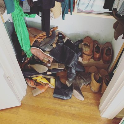 Closet Reorganization Feb. 2021 - My client is expecting her 2nd baby in six weeks time. She’s was really overwhelmed by the clutter. She didn’t know where anything was. We went through everything - she decided what she wanted to keep, what she wanted to store until post baby/summer, what she wanted to purge and donate.