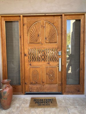 Entry Door Makeovers - We can make your entry beautiful once again! It will save you hundreds of dollars... Entry Door Makeovers - We can make your entry beautiful once again! It will save you hundreds of dollars...