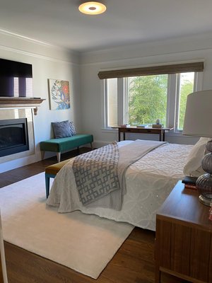 beds made - beds made with clean sheets provided by customers