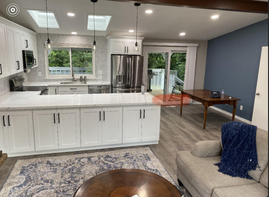 Kitchen Remodel - Got the new style kitchen remodel complete. This customer had a vision and we provided her the results. We pride on our work and give an attention to detail with all remodelling services. Give us a call for your next project!
