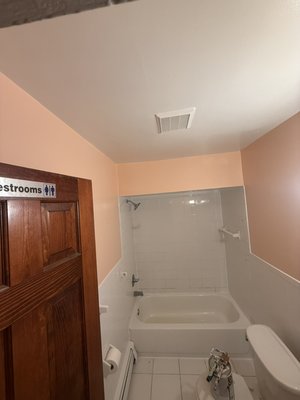 Bathroom painting - The old color was flaking with rusting on a few areas and tub seal deteriorated. Bathroom painting - The old color was flaking with rusting on a few areas and tub seal deteriorated.