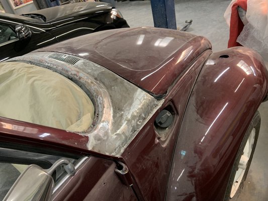 Complete paint job on a Classic using only the finest water-soluble paint - This classic came in very paint depressed, needing some life pumped into it. Our team of experts got to work, and before long this beauty was back to getting envy stares on the road!