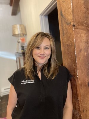 Skin by Michelle - Michelle, a licensed esthetician since 2000, has been in the beauty industry for 26 years. She began her career in management at Gene Juarez Salons before owning and operating two salons and spas in Seattle. Now, Michelle is dedicated to enhancing her clients' outer beauty to meet their inner beauty through holistic and results-driven treatments. She stays current with the latest information and technologies and invests in building her industry knowledge and skill set, holding advanced certifications in all areas of her practice.