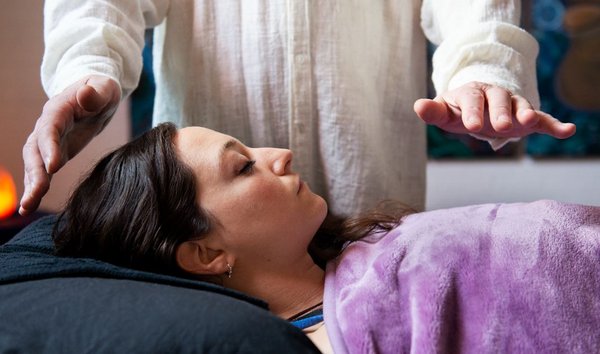One-on-One Reiki Sessions at Soul Ascension Studio - One-on-One Reiki Sessions at Soul Ascension Studio
Experience the calming and restorative effects of Reiki in a private, personalized session designed to support your unique needs.
Reiki is a gentle, hands-on (or hands-above) energy practice that promotes relaxation, nervous system regulation, and energetic balance. By working with the body’s natural energy flow, Reiki can help reduce stress, support emotional release, and create a deep sense of peace and clarity.
At Soul Ascension Studio, we thoughtfully pair you with a practitioner whose style and strengths align with what you're seeking — whether that’s grounding support, emotional processing, intuitive insight, or deep relaxation.
Reiki sessions may support:
• Stress and anxiety reduction
• Emotional balance
• Trauma recovery support
• Physical tension relief
• Improved sleep
• Greater mind-body connection
Each session is one-on-one in a calm, supportive environment where you can fully relax and receive.
Come as you are. Leave feeling lighter, clearer, and more centered.
Book your private Reiki session today. One-on-One Reiki Sessions at Soul Ascension Studio - One-on-One Reiki Sessions at Soul Ascension Studio
Experience the calming and restorative effects of Reiki in a private, personalized session designed to support your unique needs.
Reiki is a gentle, hands-on (or hands-above) energy practice that promotes relaxation, nervous system regulation, and energetic balance. By working with the body’s natural energy flow, Reiki can help reduce stress, support emotional release, and create a deep sense of peace and clarity.
At Soul Ascension Studio, we thoughtfully pair you with a practitioner whose style and strengths align with what you're seeking — whether that’s grounding support, emotional processing, intuitive insight, or deep relaxation.
Reiki sessions may support:
• Stress and anxiety reduction
• Emotional balance
• Trauma recovery support
• Physical tension relief
• Improved sleep
• Greater mind-body connection
Each session is one-on-one in a calm, supportive environment where you can fully relax and receive.
Come as you are. Leave feeling lighter, clearer, and more centered.
Book your private Reiki session today.