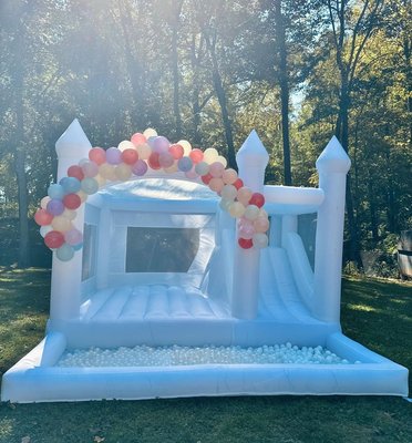 "The Kennedy" 15x13 White Bounce House with slide - 15x13 White Bounce House with slide "The Kennedy" 15x13 White Bounce House with slide - 15x13 White Bounce House with slide