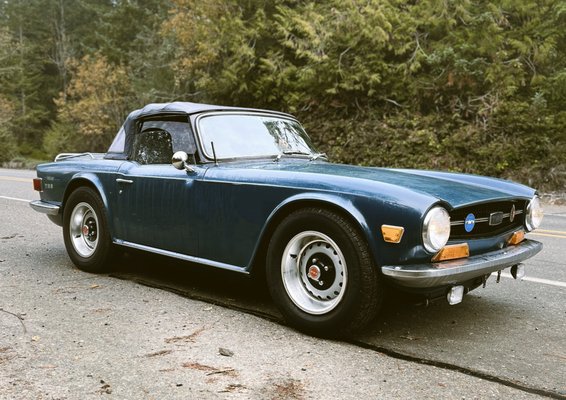 1971 TR6 - This beautiful Triumph TR6 came to Cardinal Motoring after a full inspection was provide on the vehicle and is now on consignment with us. Offered in stunning Valencia Blue and powered by the original 6 cylinder motor. An amazing example of a vintage Triumph and an absolute joy to drive.