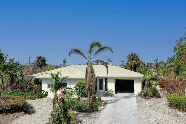 Demo of old house.  Rebuild of dream house on Sanibel. - The original house on Sanibel suffered heavy damage from Hurricane Ian. Due to FEMA restrictions, the homeowners could not repair the damages. No problem - let's knock it down and build their dream home!! 
This is definitely a project that requires utmost trust and confidence in your contractor. 
#DreamHome Loading!