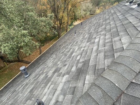 Roofing Project Highlight - San Antonio, TX - This client filed an insurance claim and once it was approved Phoenix Exteriors was ready to get to work. We completed an inspection roof report and sat down with the homeowner to go over the specs for the roof. After the consultation, our roofing experts got to work according to the details that were set. The project was completed efficiently and accurately. The specs used Malarkey Vista AR shingles in the midnight black color over 3,668 square feet. Check out these final product photos! Roofing Project Highlight - San Antonio, TX - This client filed an insurance claim and once it was approved Phoenix Exteriors was ready to get to work. We completed an inspection roof report and sat down with the homeowner to go over the specs for the roof. After the consultation, our roofing experts got to work according to the details that were set. The project was completed efficiently and accurately. The specs used Malarkey Vista AR shingles in the midnight black color over 3,668 square feet. Check out these final product photos!