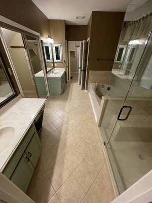 Master bathroom remodel - A complete master bathroom we remodeled! Client was very satisfied and with all their new upgrades! Beautiful accent marble wall. All new light fixtures and new lighting installed. Master bathroom remodel - A complete master bathroom we remodeled! Client was very satisfied and with all their new upgrades! Beautiful accent marble wall. All new light fixtures and new lighting installed.