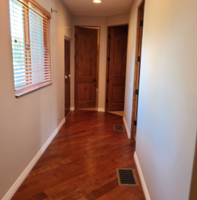 Interiors - Walls
Ceilings
Trim
Cabinets
Staircases
Built-ins
Fireplaces
Doors
Stain Finishes
Trim Interiors - Walls
Ceilings
Trim
Cabinets
Staircases
Built-ins
Fireplaces
Doors
Stain Finishes
Trim