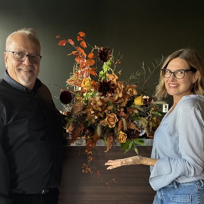Corporate/Hospitality Events - Where contemporary floral design merges with elevated hosting, events, and subscriptions. By thoughtfully curating the finest blooms and vessels and offering a seamless ordering and delivery process, we provide a refreshing approach to sophisticated local florals. Our commitment to simplicity, elegance, and thoughtful customer service ensures that every order is memorable. Elevate your expectations and keep blooming brightly with Canvas Blooms floral Studio. Corporate/Hospitality Events - Where contemporary floral design merges with elevated hosting, events, and subscriptions. By thoughtfully curating the finest blooms and vessels and offering a seamless ordering and delivery process, we provide a refreshing approach to sophisticated local florals. Our commitment to simplicity, elegance, and thoughtful customer service ensures that every order is memorable. Elevate your expectations and keep blooming brightly with Canvas Blooms floral Studio.