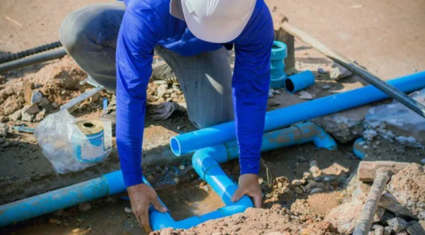 Drain Cleaning Services - For all your sewer drain cleaning needs, we are just a call away. Our licensed and certified plumbing experts are available around the clock to provide drain cleaning services to Eagle and Summit Counties. We service Vail, Avon, Edwards, Eagle, Gypsum, and Wolcott communities in Eagle County. We also offer services to Silverthorne, Frisco, Breckenridge, and Dillon communities in Summit County. Besides relying on advanced equipment for all our tasks, we have garnered years of experience in the sector.
We offer residential, commercial, and industrial drain cleaning services at affordable rates. So, whether it’s for your home, business, restaurant, hotel, or other premises, we are your convenient service provider. Drain Cleaning Services - For all your sewer drain cleaning needs, we are just a call away. Our licensed and certified plumbing experts are available around the clock to provide drain cleaning services to Eagle and Summit Counties. We service Vail, Avon, Edwards, Eagle, Gypsum, and Wolcott communities in Eagle County. We also offer services to Silverthorne, Frisco, Breckenridge, and Dillon communities in Summit County. Besides relying on advanced equipment for all our tasks, we have garnered years of experience in the sector.
We offer residential, commercial, and industrial drain cleaning services at affordable rates. So, whether it’s for your home, business, restaurant, hotel, or other premises, we are your convenient service provider.