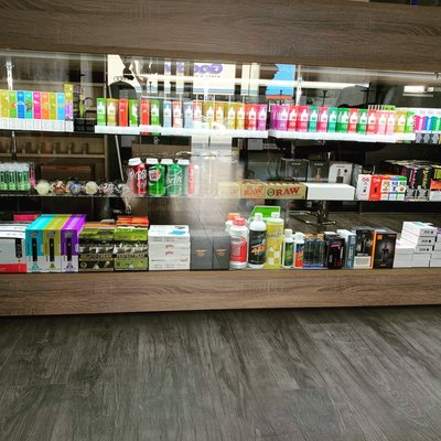 Brand new smoke/vape shop on 7920 beverly blvd Los Angeles - We are a brand new smoke/vape shop also a hookah lounge on 7920 beverly blvd. For our grand opening special buy one item and get second item 25% off