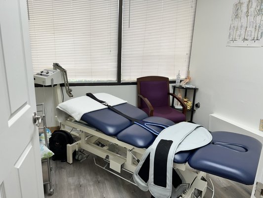 Mechanical treatment - We do specialize custom chiropractic care for our patients! We are a patient care focused for all my patients. Mechanical treatment - We do specialize custom chiropractic care for our patients! We are a patient care focused for all my patients.