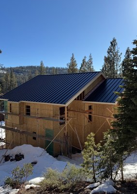 Standing Seam Metal Roofing Installation — Rigid Roofing Corp. - Rigid Roofing Corp. installs premium standing seam metal roofing systems across Northern California, including the Bay Area and Lake Tahoe (and snow-zones across California and Nevada). Our standing seam roofs are engineered for performance in heavy snow, wind, and harsh weather. Whether for a steep pitched roof, low-pitch roof, flat roof, or dramatic A-frame cabin, we provide full service from measurement, custom panel fabrication/manufacturing, through installation. With weatherproof seams, concealed fasteners, superior coatings (UV, fire, corrosion), Rigid Roofing Corp. ensures roofs that are durable, energy efficient, fire resistant, and visually striking.
standing seam metal roofing installation, snow-rated metal roof, Bay Area standing seam roof, metal roofing in Tahoe, high pitch metal roofing, fire resistant roof, energy efficient metal roof. Standing Seam Metal Roofing Installation — Rigid Roofing Corp. - Rigid Roofing Corp. installs premium standing seam metal roofing systems across Northern California, including the Bay Area and Lake Tahoe (and snow-zones across California and Nevada). Our standing seam roofs are engineered for performance in heavy snow, wind, and harsh weather. Whether for a steep pitched roof, low-pitch roof, flat roof, or dramatic A-frame cabin, we provide full service from measurement, custom panel fabrication/manufacturing, through installation. With weatherproof seams, concealed fasteners, superior coatings (UV, fire, corrosion), Rigid Roofing Corp. ensures roofs that are durable, energy efficient, fire resistant, and visually striking.
standing seam metal roofing installation, snow-rated metal roof, Bay Area standing seam roof, metal roofing in Tahoe, high pitch metal roofing, fire resistant roof, energy efficient metal roof.