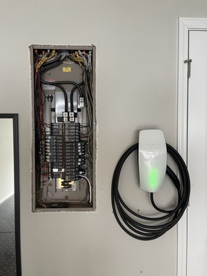 EV Charger - Two forms of installing for an EV level 2 charger. Hardwire or outlet