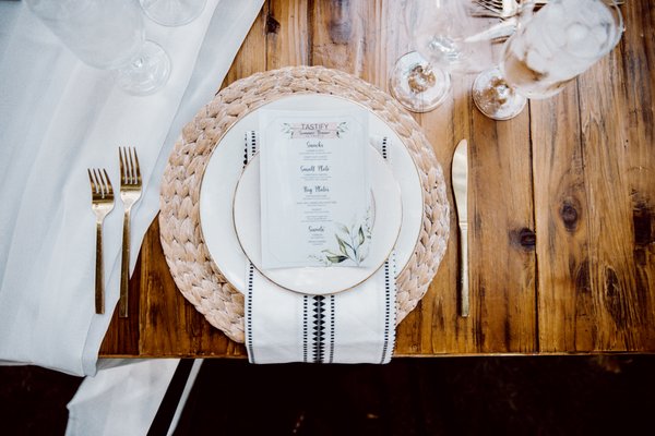 Summer Dinner Party - Our Summer Outdoor Dinner Parties are warm and welcoming for intimate gatherings! Summer Dinner Party - Our Summer Outdoor Dinner Parties are warm and welcoming for intimate gatherings!