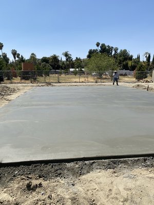 Hemet job - Set up and pour concrete driveway and sidewalks Hemet job - Set up and pour concrete driveway and sidewalks