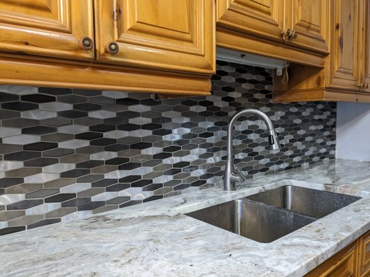 Flooring & Tiling - Are you looking to upgrade your kitchen, bathroom or other rooms in your house with new flooring or tile? We're here to help with professional preparation and installation. Contact us for an estimate.