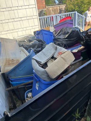 House clean out - We had someone's grandmother cleaning out all the extra items in her house/garage that she no longer needed. House clean out - We had someone's grandmother cleaning out all the extra items in her house/garage that she no longer needed.