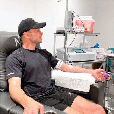 Ozone Therapy - You can now experience the forefront of medicine with 10 Pass Ozone Therapy. Ozone infusions are similar to IV drips, except they also involve the separation and oxygenation of your blood. This process encourages bio-rejuvenation, which has the potential to leave you feeling completely refreshed and revitalized. 
According to the research, benefits may include: 
- Stimulating the immune system
- Reducing inflammation
- Improving circulation
- Aiding in detoxification
- Delaying the effects of aging 
- Rejuvenating overall health
Next Health also offers Next-Level services such as Stem Cells, Exosomes, and more.