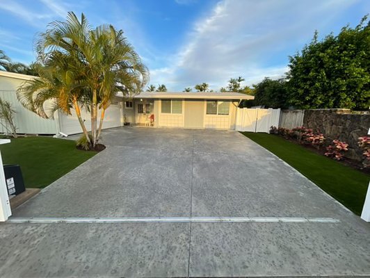 Concrete Driveway with a Rock Salt Finish - The client had an existing concrete driveway with many cracks and was in need of renewal. We demolished the existing driveway and poured a new concrete driveway with steel wire mesh installed to increase the integrity of the new driveway. The new driveway came out beautifully with a rock salt finish. Concrete Driveway with a Rock Salt Finish - The client had an existing concrete driveway with many cracks and was in need of renewal. We demolished the existing driveway and poured a new concrete driveway with steel wire mesh installed to increase the integrity of the new driveway. The new driveway came out beautifully with a rock salt finish.