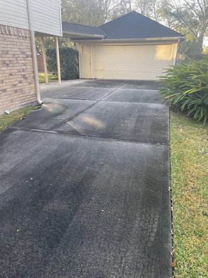 Driveway Cleaning - Today we completed a full driveway cleaning for a client who was dealing with years of built-up dirt, algae, and oil stains. Using high-pressure washing and eco-friendly cleaning solutions, we restored the surface to a much cleaner, brighter look. The results were immediate — major curb appeal boost and a safer, slip-free surface. Another satisfied customer who was blown away by the transformation! Driveway Cleaning - Today we completed a full driveway cleaning for a client who was dealing with years of built-up dirt, algae, and oil stains. Using high-pressure washing and eco-friendly cleaning solutions, we restored the surface to a much cleaner, brighter look. The results were immediate — major curb appeal boost and a safer, slip-free surface. Another satisfied customer who was blown away by the transformation!