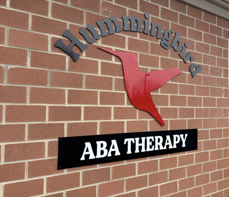 3D Lettering Projects - Outstanding 3D Lettering Makes Your Name Pop Up
In today’s fast-paced world, businesses must stand out to attract and retain customers. One effective way to achieve this is through the use of eye-catching and impactful signage. 3D lettering signage is a dynamic solution that can instantly capture attention and set your business apart from the competition.

3D signage is a type of signage that uses three-dimensional letters to create a visually striking and impactful message. These signs can be made from a variety of materials, including metal, plastic, and wood. They can also be customized to any size or shape, making them perfect for any business or application.

One of the main advantages of 3-dimensional lettering signage is its ability to capture attention. The three-dimensional nature of the letters makes them stand out from traditional flat signage. This can be especially beneficial for businesses that are located in high-traffic areas