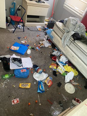 This was a Hard cleaning if you have areas in your home that looks like this Let Life’s Cleaning help you out!!! - This home was cleaned during the pandemic. I was able to hard clean it before it was able to get deep cleaned. This was a Hard cleaning if you have areas in your home that looks like this Let Life’s Cleaning help you out!!! - This home was cleaned during the pandemic. I was able to hard clean it before it was able to get deep cleaned.
